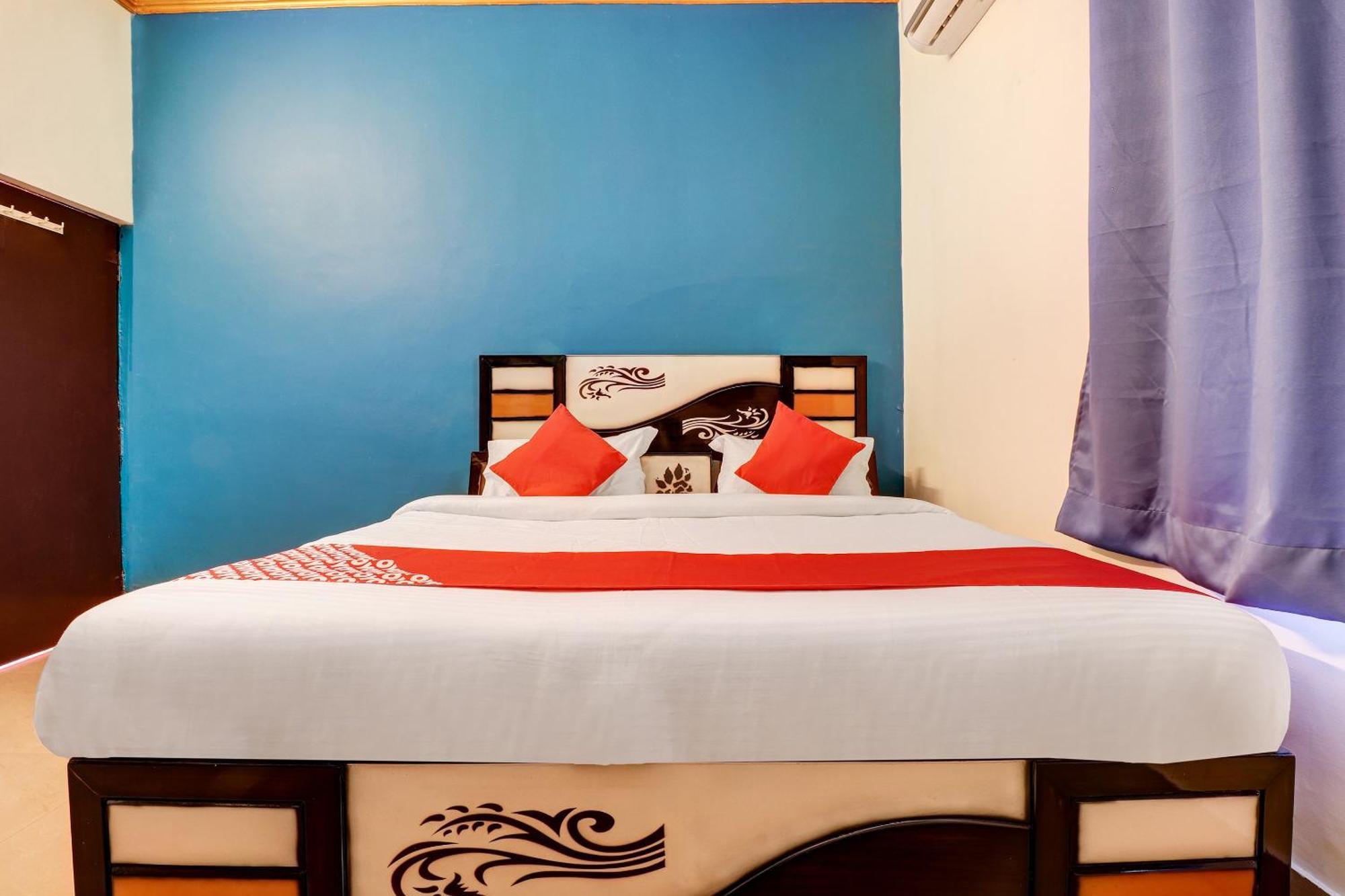 Hotel O Star City Hotel Ayodhya Екстериор снимка