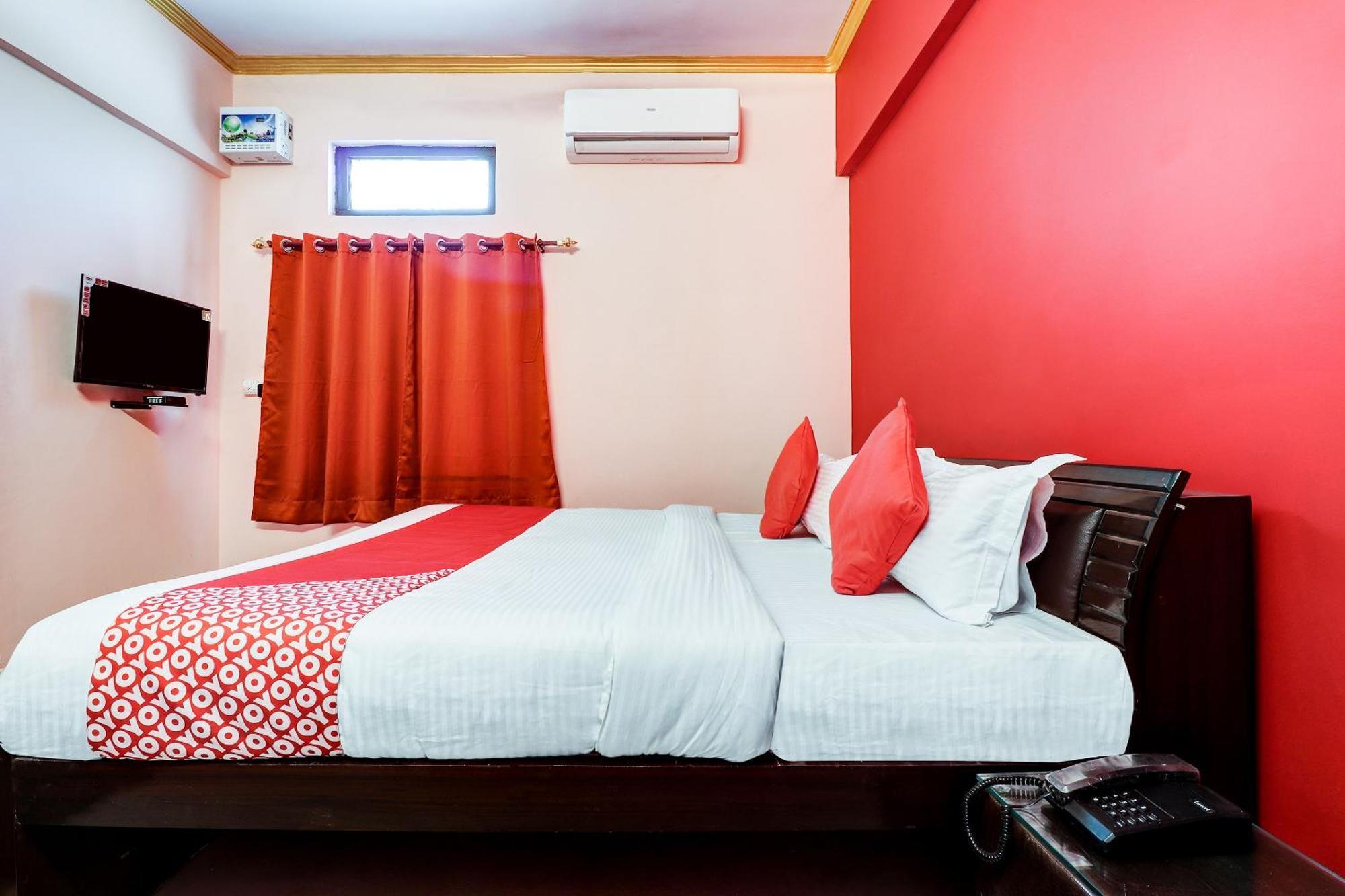 Hotel O Star City Hotel Ayodhya Екстериор снимка