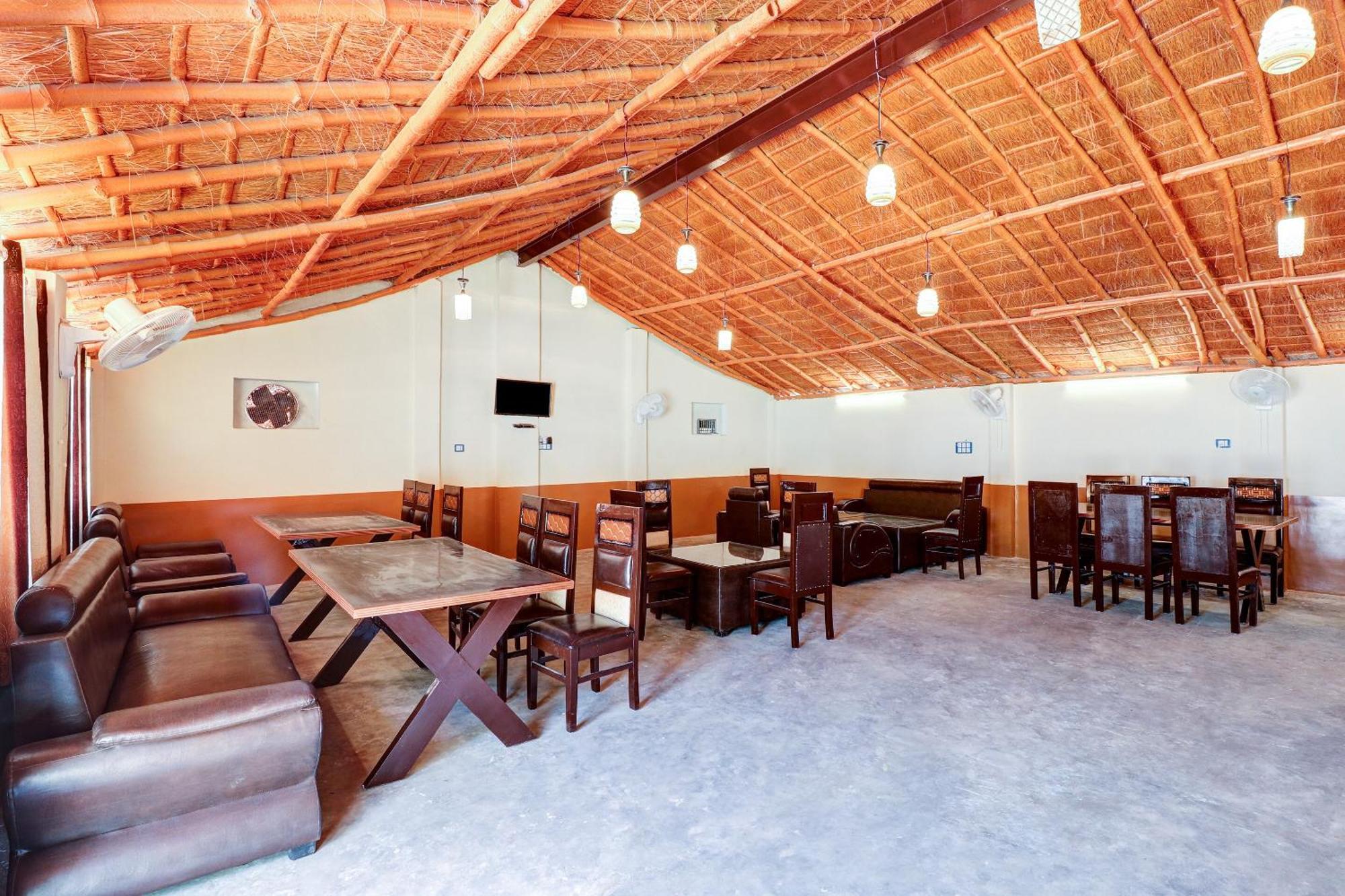 Hotel O Star City Hotel Ayodhya Екстериор снимка
